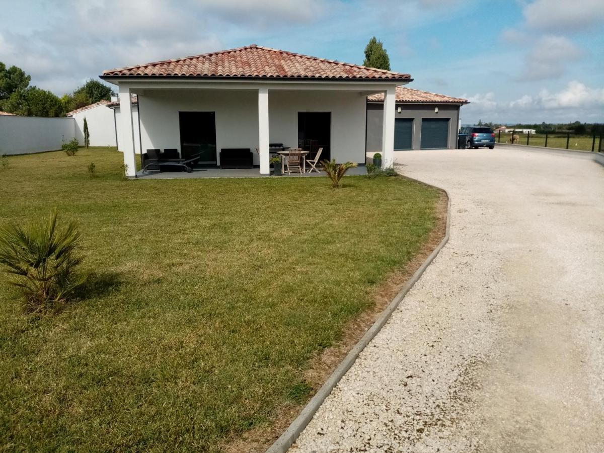Bed and Breakfast Un Air De Campagne Montauban Exterior foto